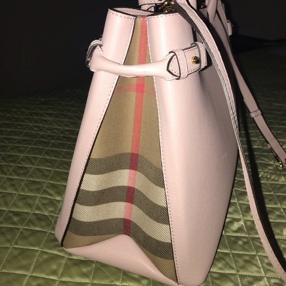 Burberry House Check Derby Medium Banner Tote - Picture 6 of 8